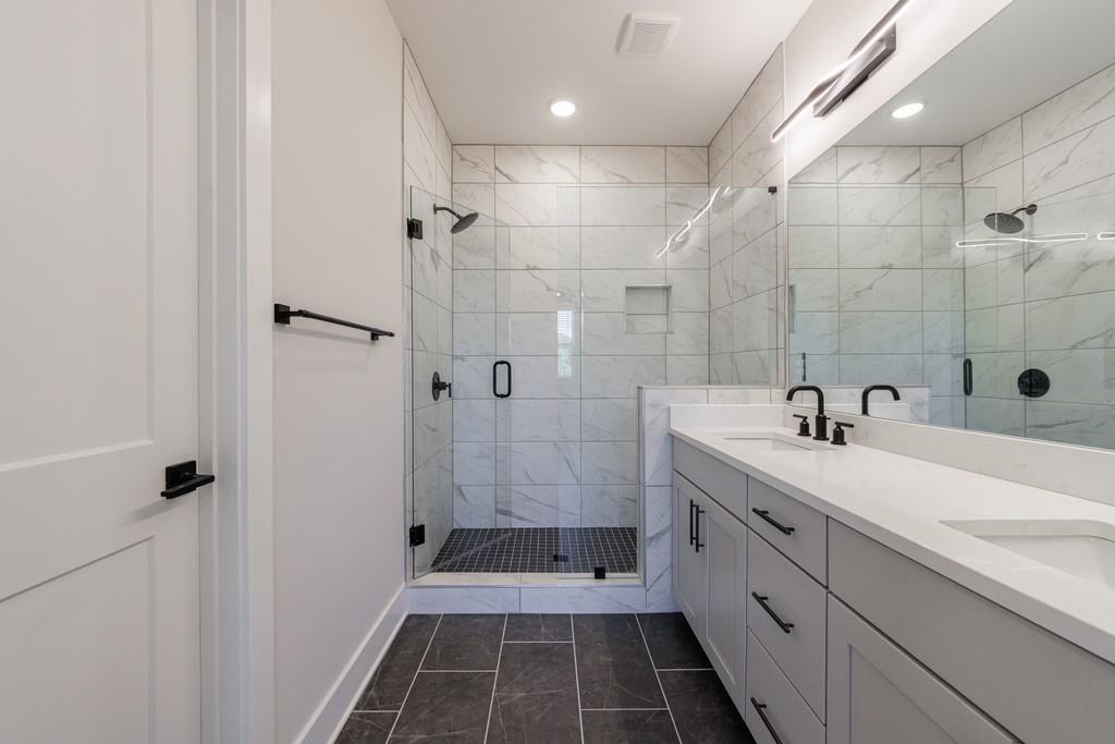 The Gathering Alpharetta - Residential Lease