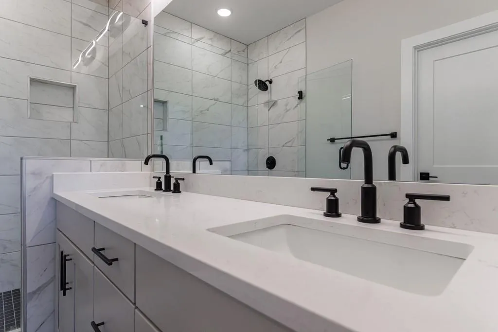 Alpharetta, Georgia 30009, United States, 4 Bedrooms Bedrooms, ,4 BathroomsBathrooms,Residential,Active,106922