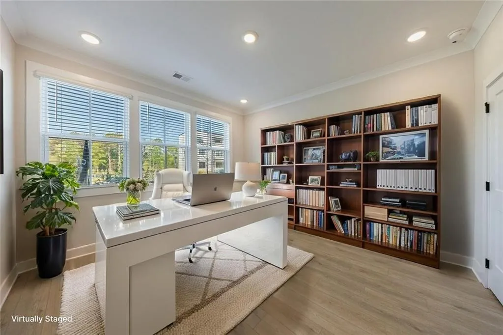 Alpharetta, Georgia 30009, United States, 4 Bedrooms Bedrooms, ,4 BathroomsBathrooms,Residential,Active,106922