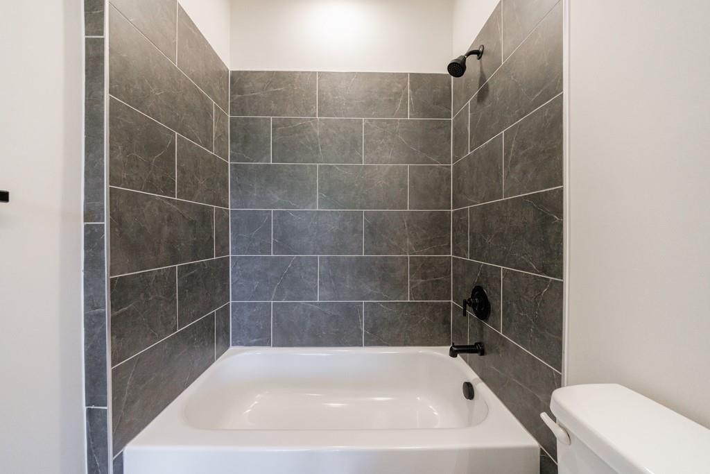 The Gathering Alpharetta - Residential Lease