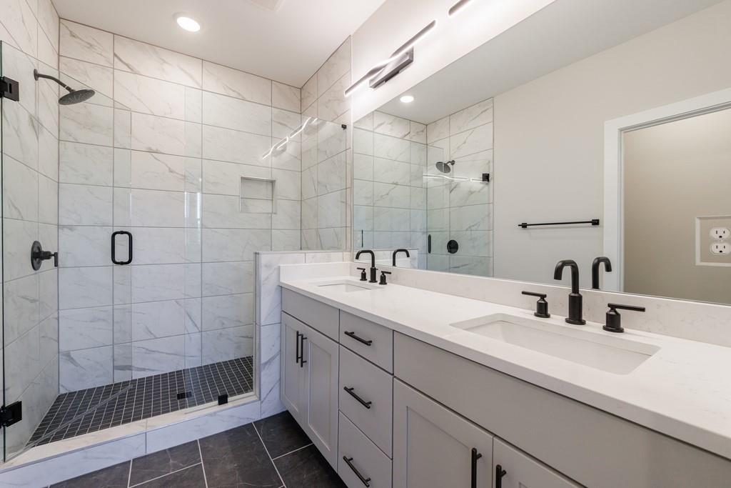 The Gathering Alpharetta - Residential Lease