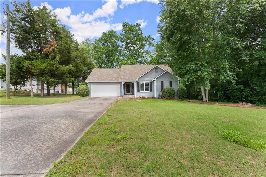 4763 Newton Drive, Gainesville, Georgia image 3