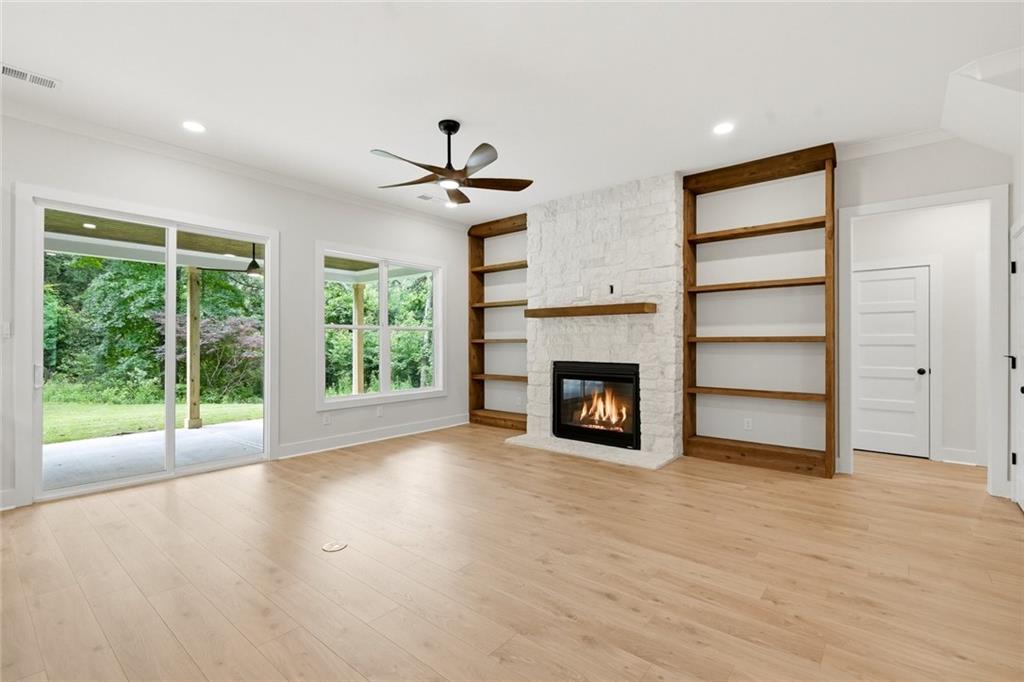 650 Gordon Combs Road NW