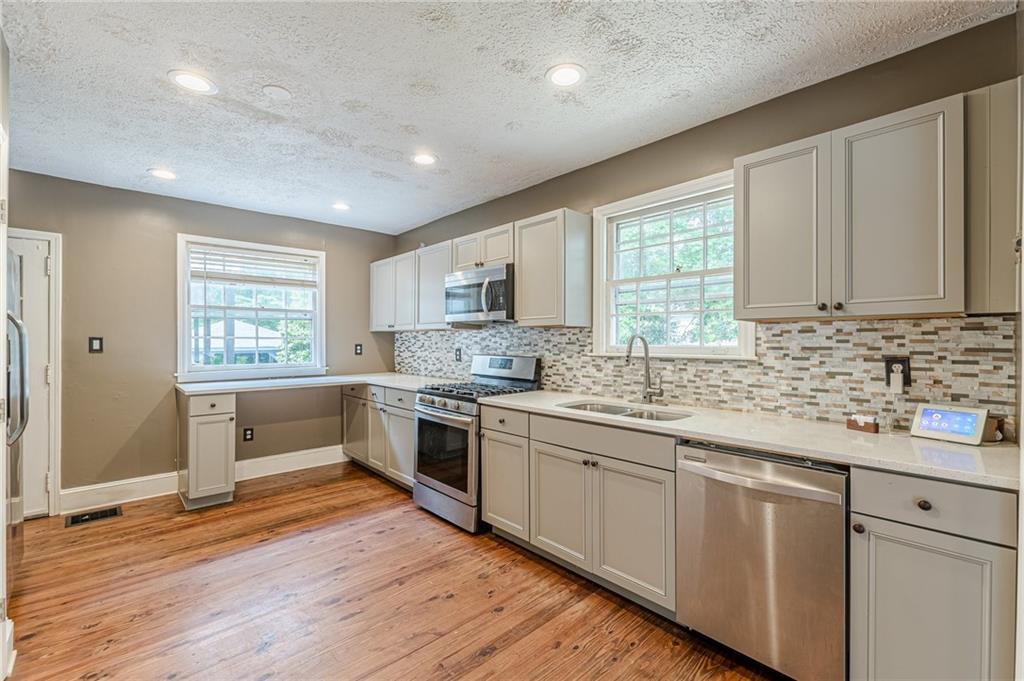 3311 Lavista Drive, Hapeville, Georgia image 23