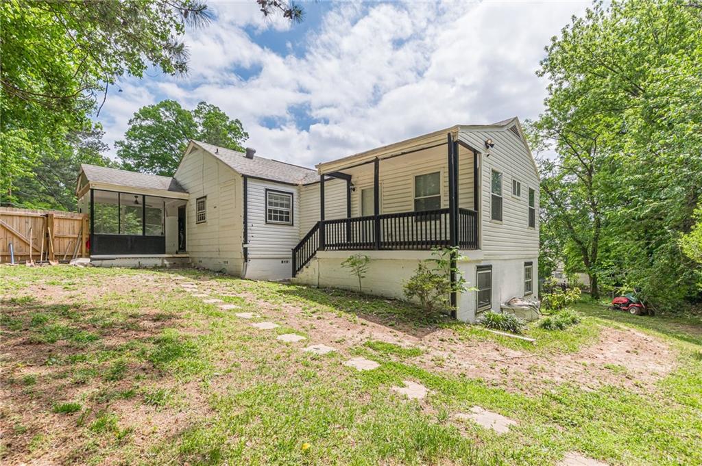 3311 Lavista Drive, Hapeville, Georgia image 6