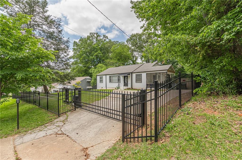 3311 Lavista Drive