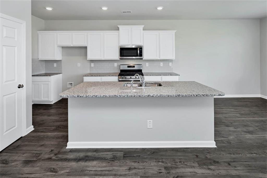 248 Lauritsen Way