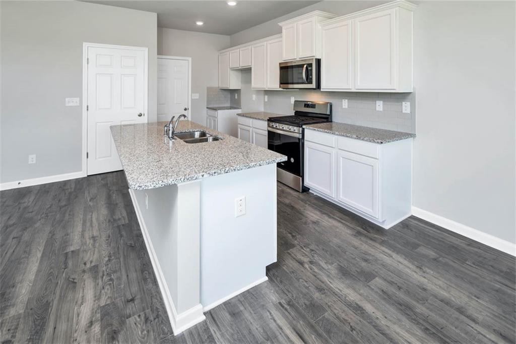 248 Lauritsen Way