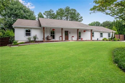 195 Thistlewood Lane Roswell GA 30075