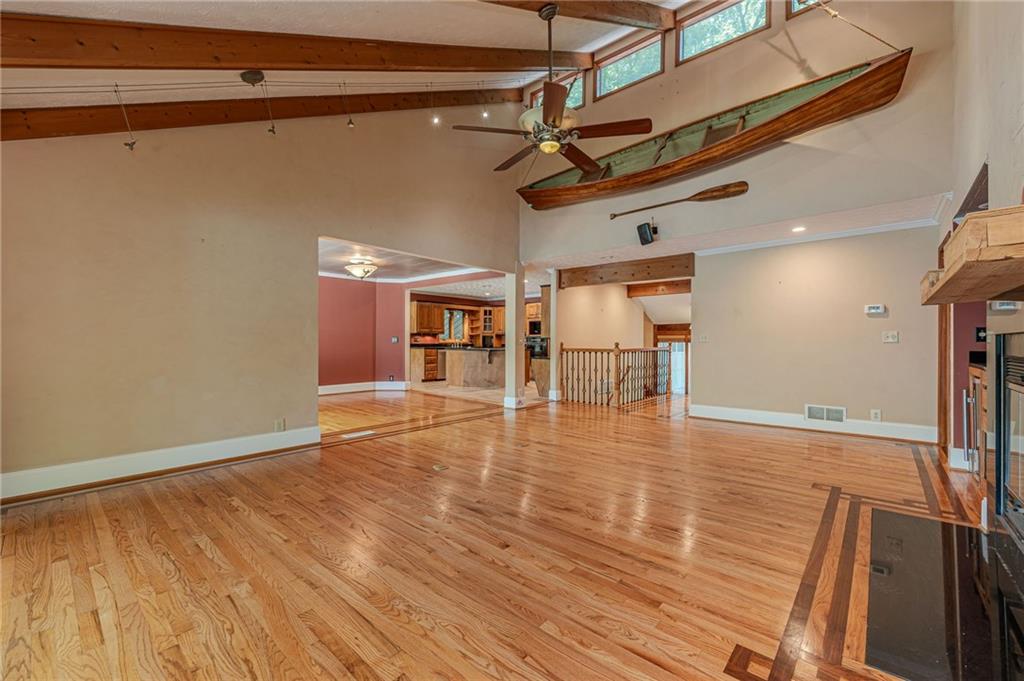 137 Broadwater Court