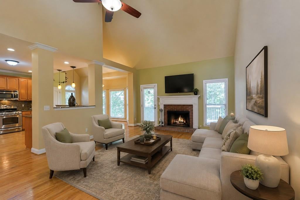 3243 Summer Stream Lane