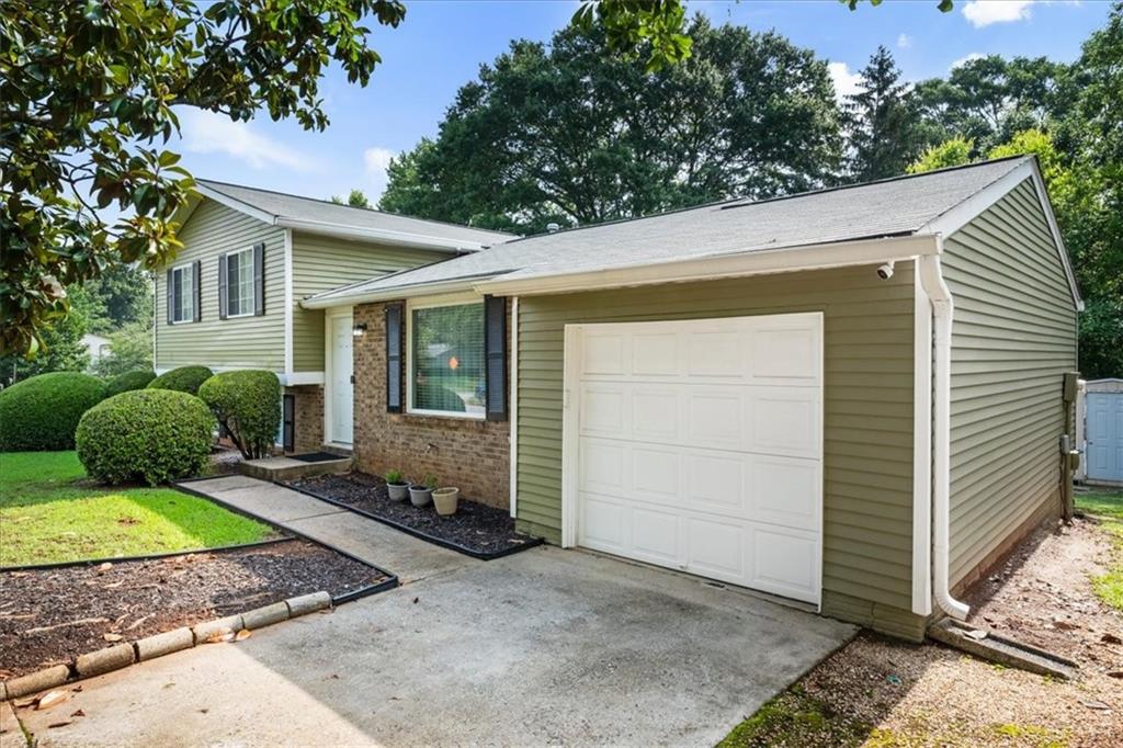10455 Worthington Hills Manor