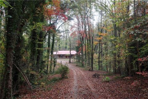 Homes For Sale - 618 Old Doss Drive<br/> Canton, GA 30115