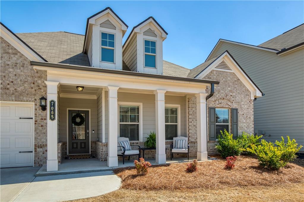 7065 Branch Creek Cove, Flowery Branch, Georgia image 2
