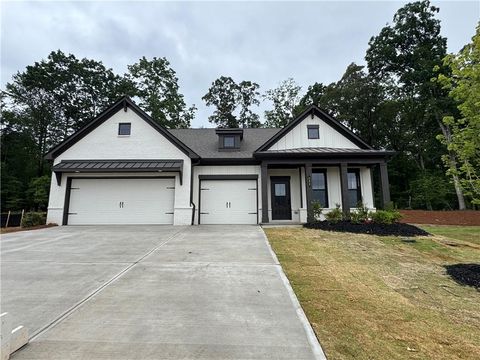 Homes For Sale - 122 Rose Lake Court<br/> Hoschton, GA 30548