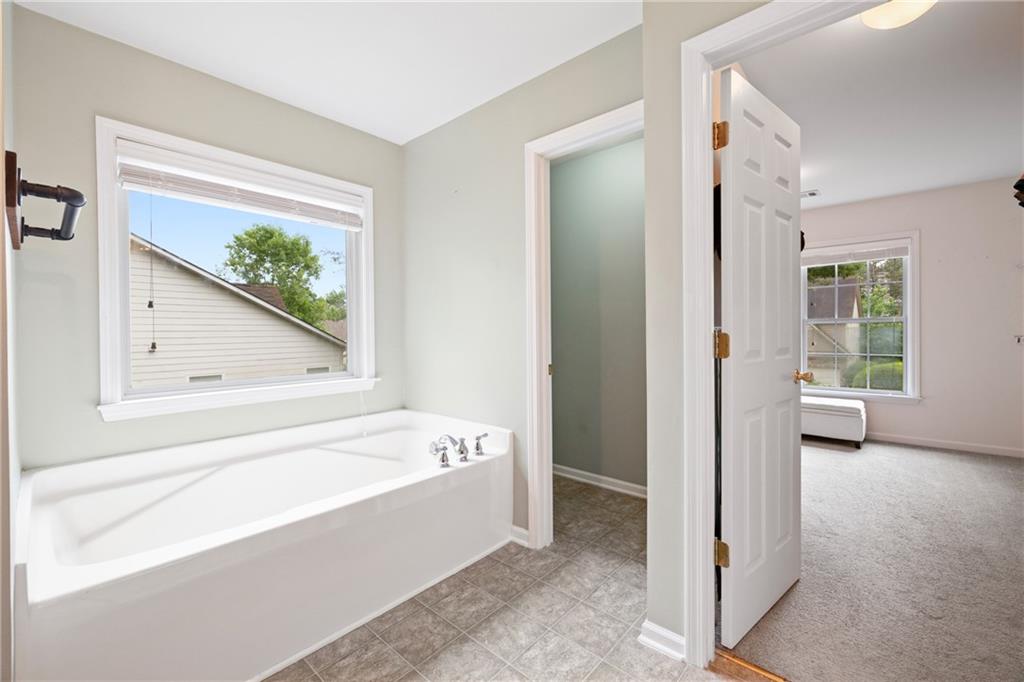 4092 Duran Lane, Auburn, Georgia image 37