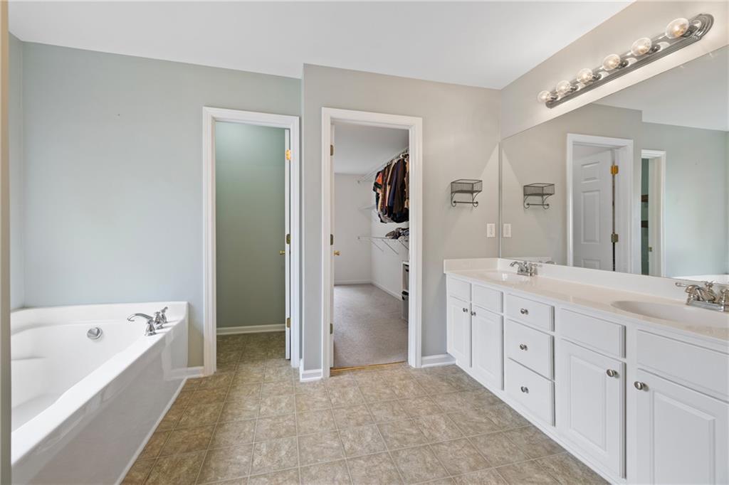 4092 Duran Lane, Auburn, Georgia image 36