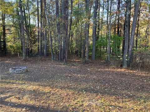 A home in Powder Springs