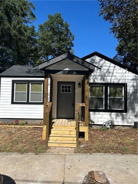 Homes For Sale - 839 Neal Street<br/> Atlanta, GA 30318