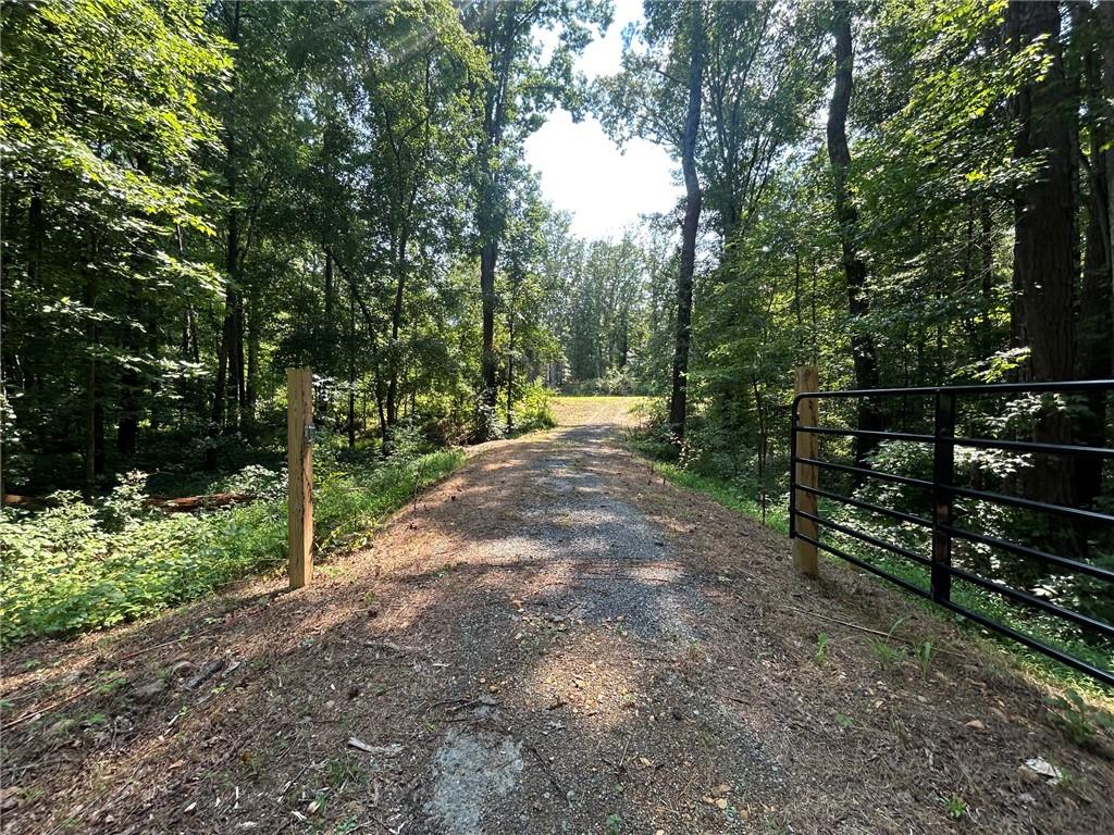 38 Stamp Creek Road NE