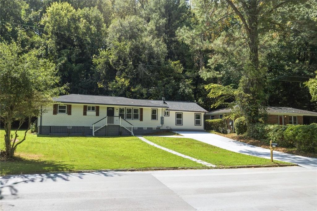 126 Meadow Park Lane SW