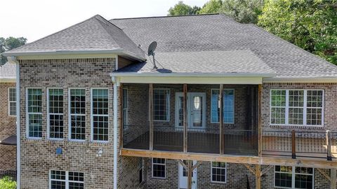 A home in Dawsonville