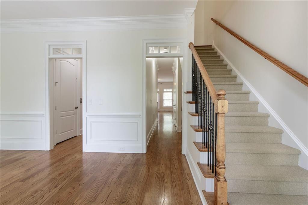Dunwoody Row - Residential