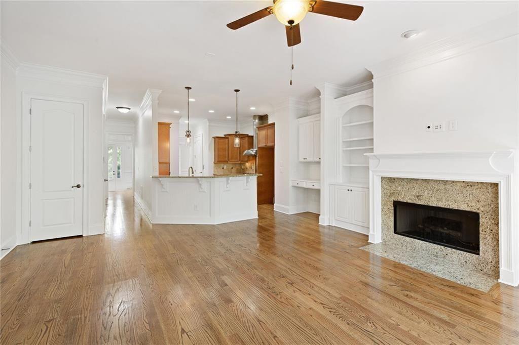 Dunwoody Row - Residential