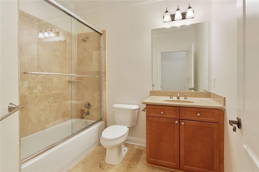 Dunwoody Row - Residential