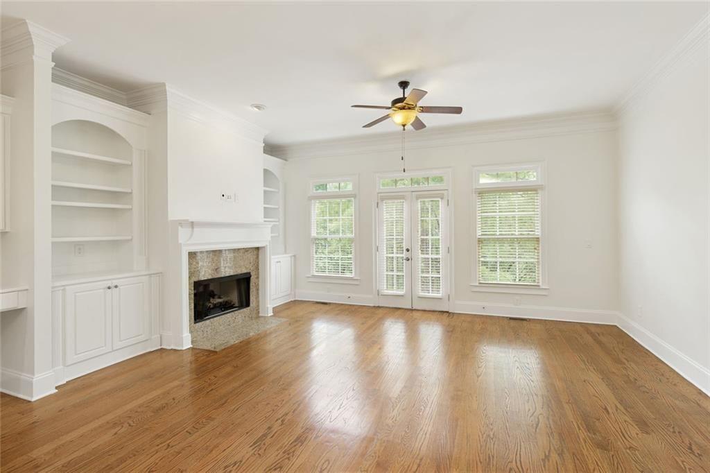 Dunwoody Row - Residential