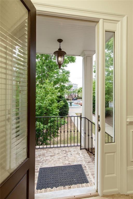 Dunwoody Row - Residential