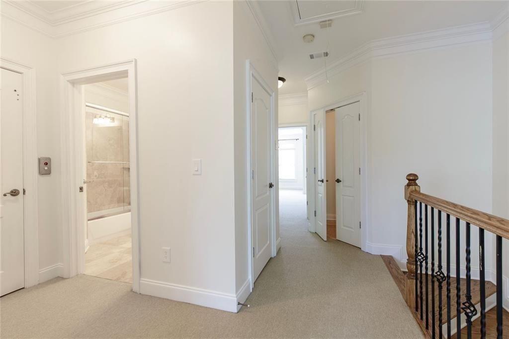 Dunwoody Row - Residential
