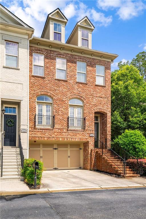 3331 Vintage Circle SE
