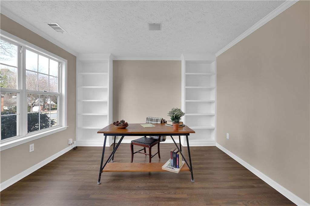 1245 Overland Crossing