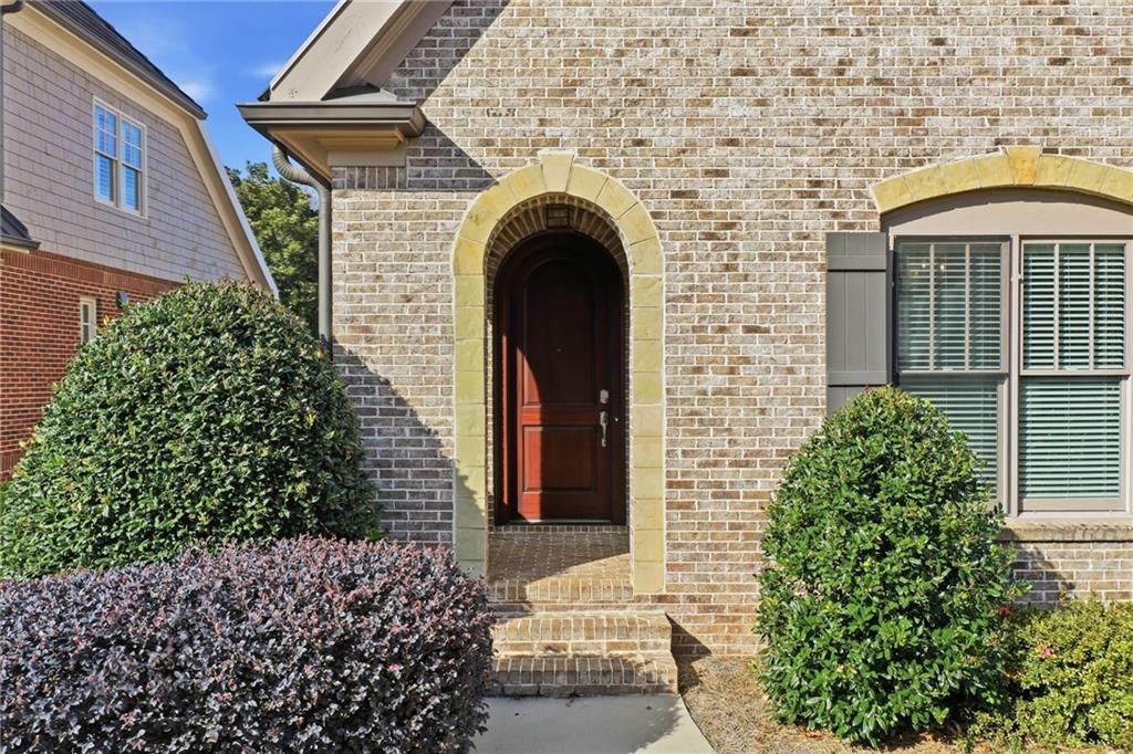 2615 Hillandale Circle