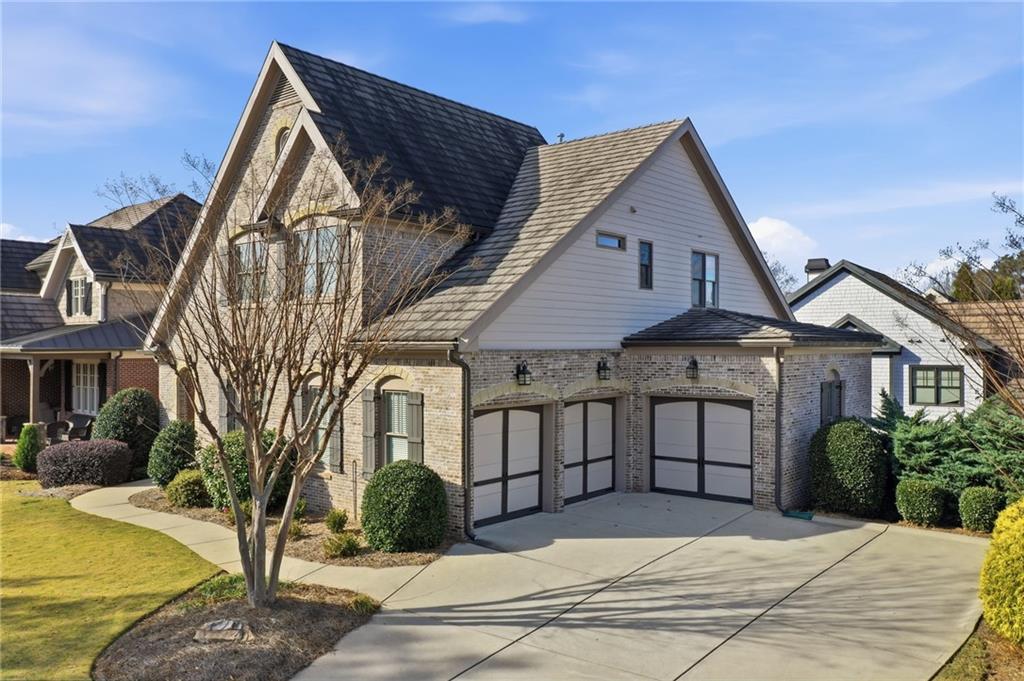 2615 Hillandale Circle