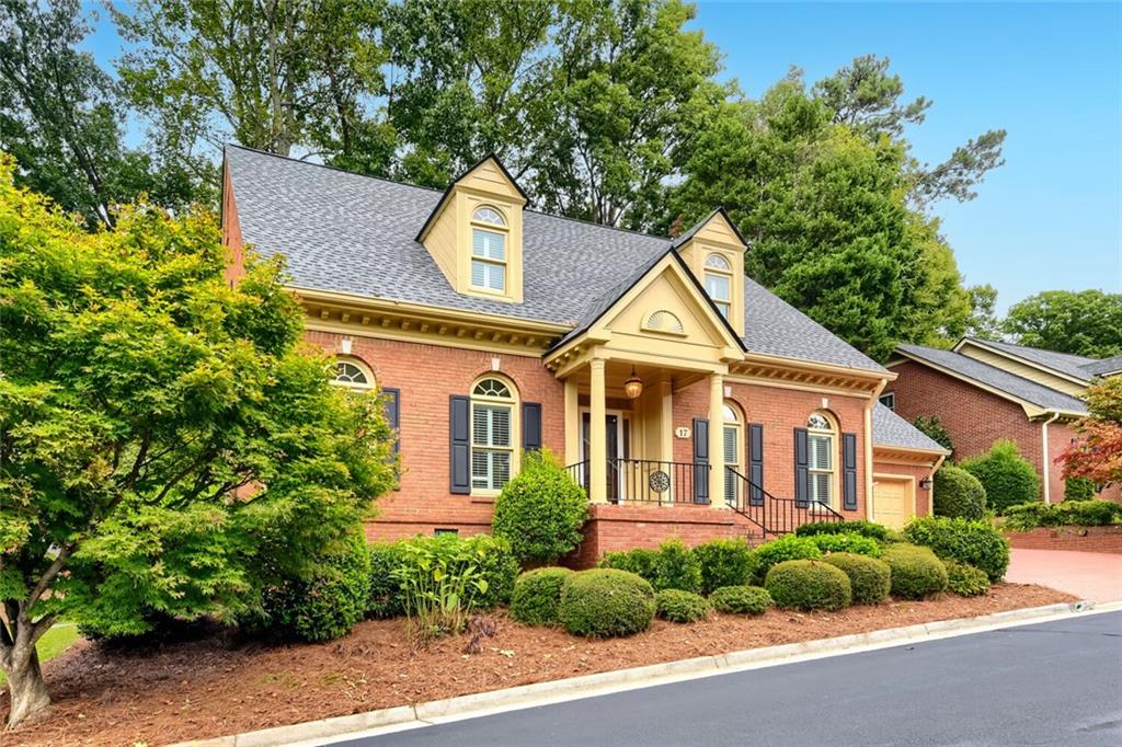17 Downshire Circle