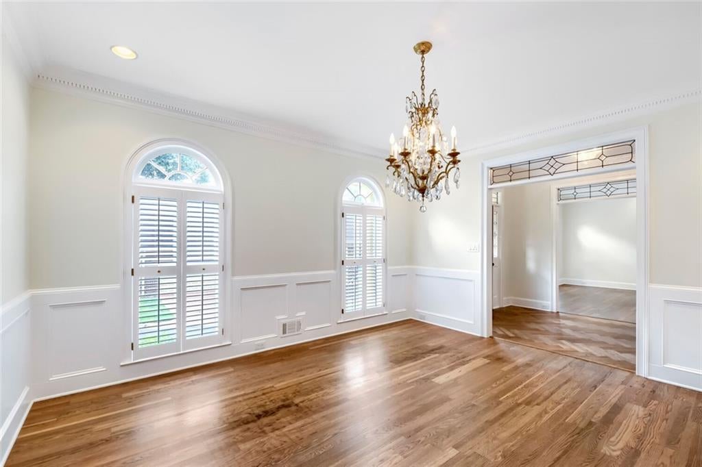 17 Downshire Circle