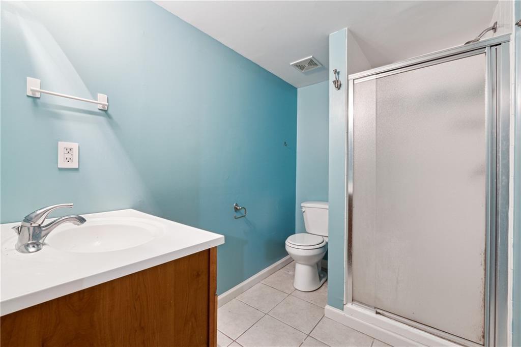650 Hunterhill Court, Roswell, Georgia image 22