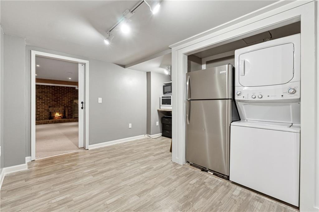 650 Hunterhill Court, Roswell, Georgia image 31