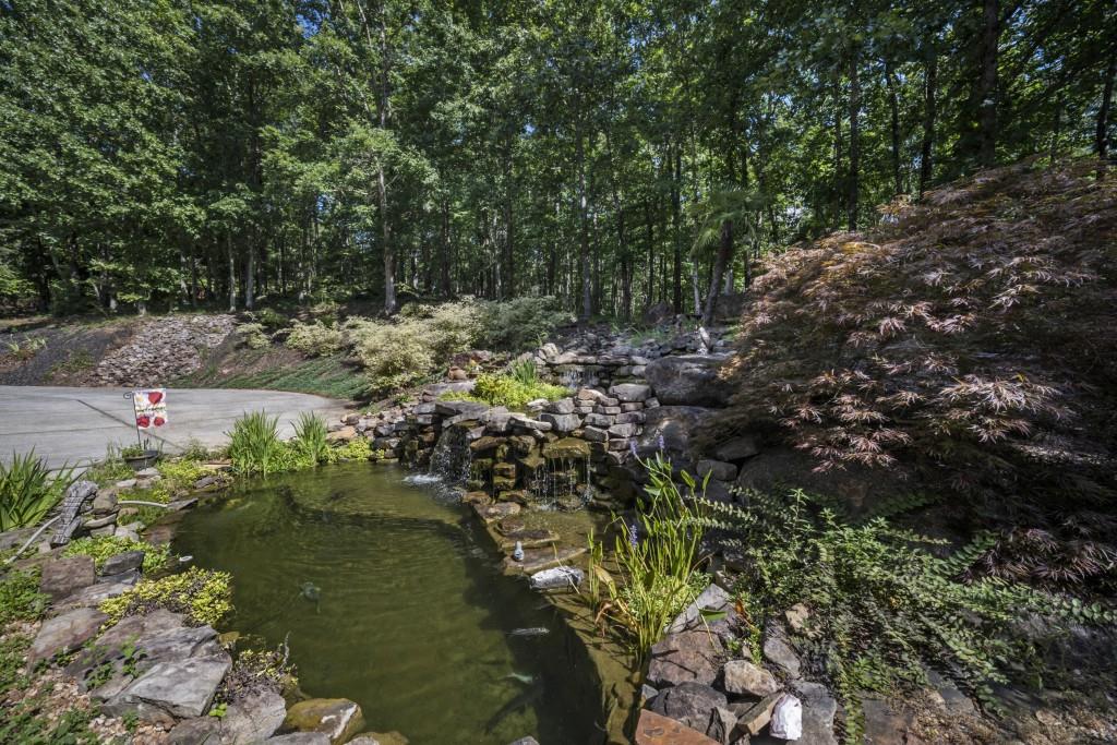 Hawks Farm - Residential