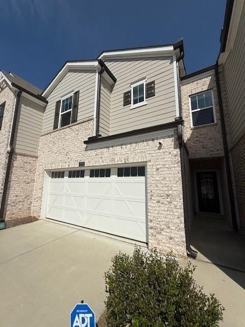 950 Sunny Lake Drive