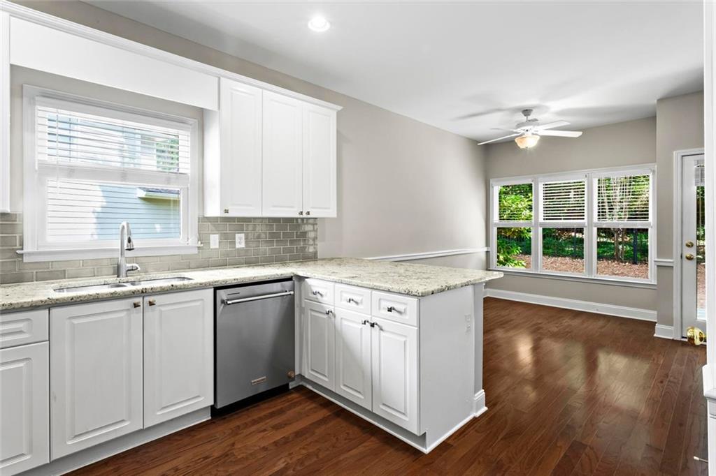 WINDWARD - Residential