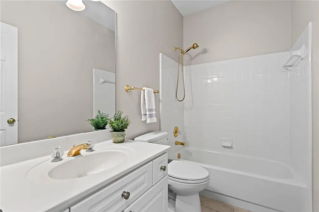 Alpharetta, Georgia 30005, United States, 3 Bedrooms Bedrooms, ,2 BathroomsBathrooms,Residential,Active,149276