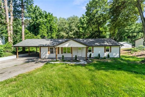 Homes For Sale - 2811 Eunice Holcomb Circle<br/> Dacula, GA 30019