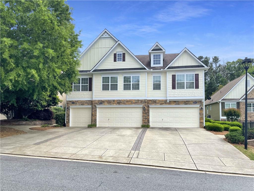 Available Now! This is a terrific 2BR Townhome close to Wade Green and I-75. 1-Car Garage and entry foyer on ground level then upstairs is a modern, open floor plan. Bright kitchen w/SS appliances, double sink, lots of cabinets and counter space. Spacious Living Rm with wall of windows. Split BR plan with one Master Suite on one side. Master BR w/dbl window for extra light. Master BA has a walk-in closet, dbl vanity w/cabinets and drawers and a shower. On the other side is the 2nd BR, 2nd Full BA and a walk-in Laundry Rm. Resident Benefit Package included. Check out our 5-Star Reviews on Google. Rent quoted reflects discount for on time payment, ask for details.