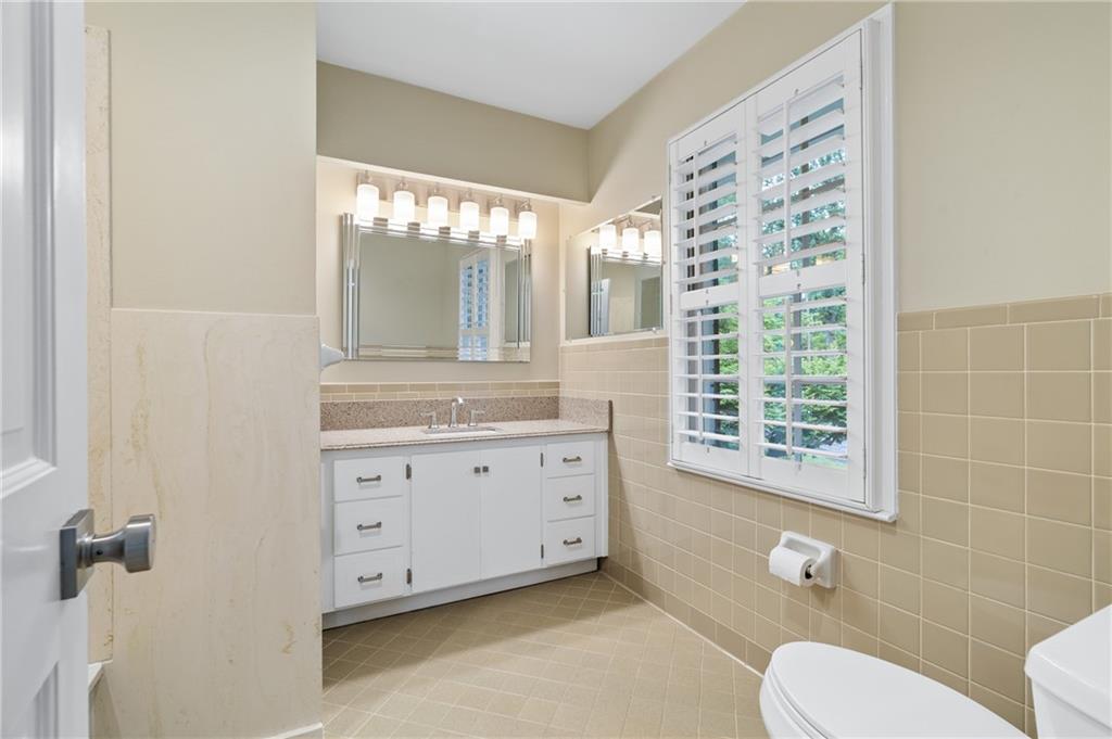 870 Richmond Hill Drive, Marietta, Georgia image 25