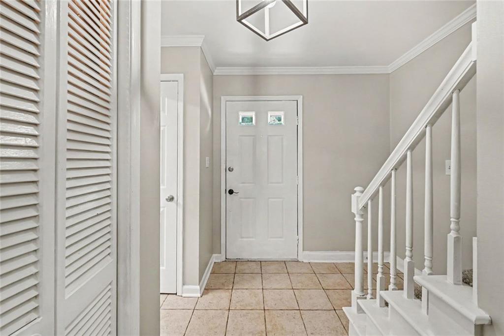 567 Salem Woods Drive SE