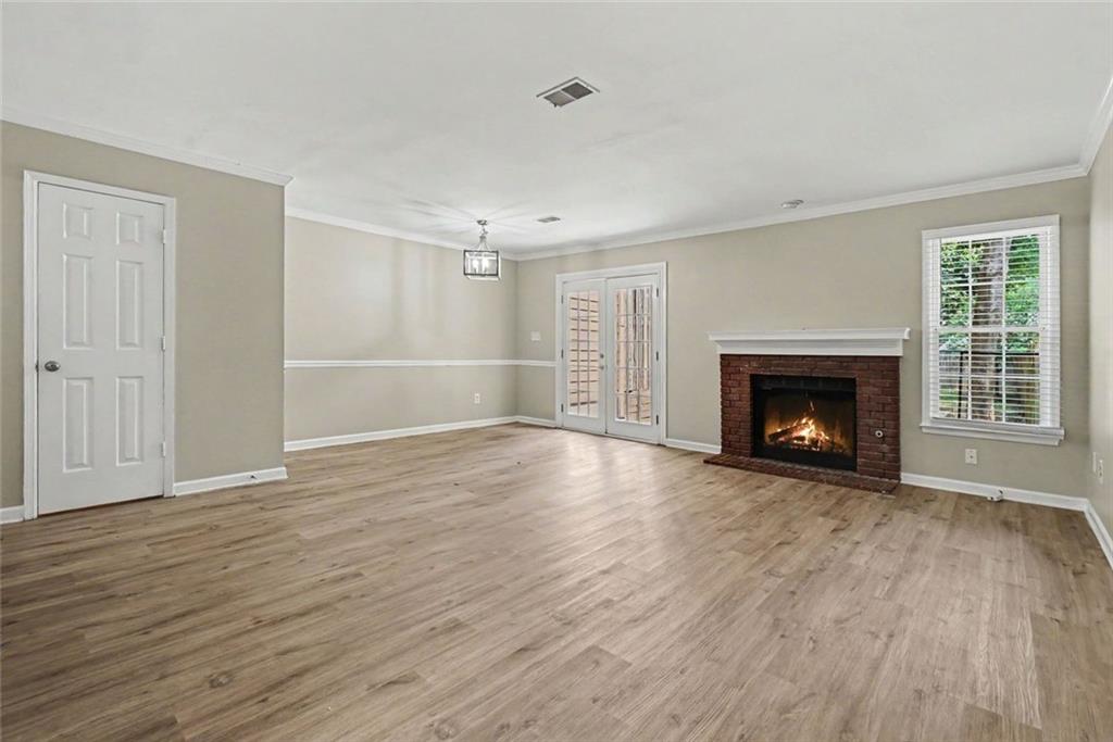 567 Salem Woods Drive SE