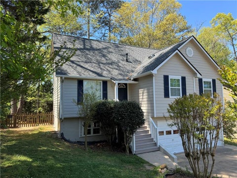 Homes For Sale - 523 Cherokee Overlook Court<br/> Canton, GA 30115